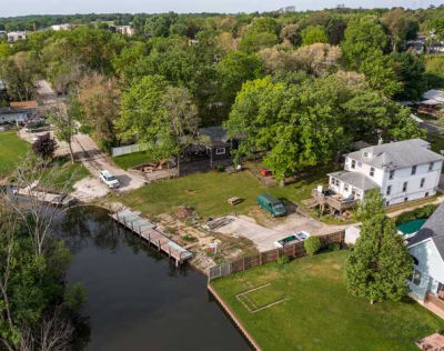 56 Rushmore Road, Fox Lake, IL, USA