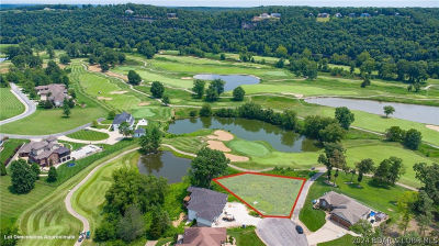 271 Oakmont Ave Lake Ozark, MO 65049