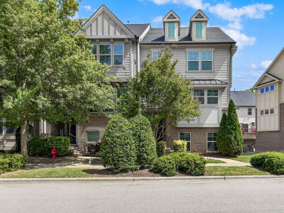 528 Old Mill Village Dr Apex, NC 27502