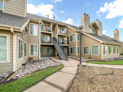 10011 E Boston St APT 206 Wichita, KS 67207