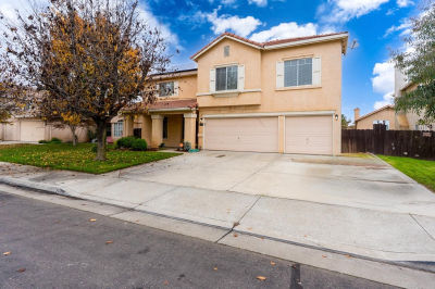 1022 Kathy St Los Banos, CA 93635