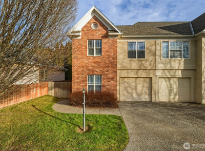 278 NE Deccio Rd College Place, WA 99324