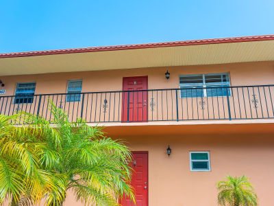 1982 SW Palm City Rd APT I Stuart, FL 34994