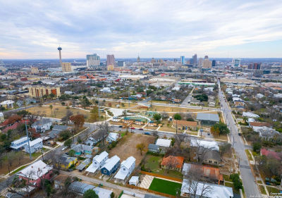 814 N Olive St San Antonio, TX 78202