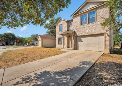 8807 Staghorn Ml Converse, TX 78109