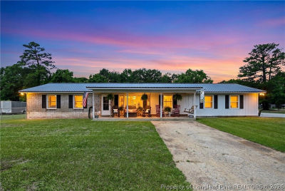 4702 Quaker Ct Hope Mills, NC 28348