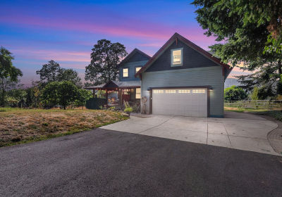 48025 E Historic Columbia Ri Hwy Bridal Veil, OR 97010