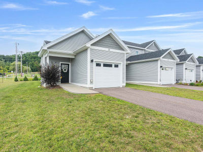 13 Clover Ln Hinesburg, VT 05461