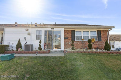 10 Montana Ct #311 Matawan, NJ 07747