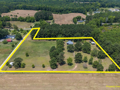 91 Amelia Ln Holly Springs, NC 27540