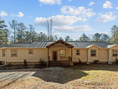 7815 Dodsons Xrds Hillsborough, NC 27278