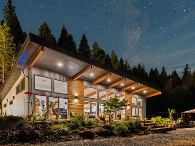 24100 E Evans Creek Rd Central Point, OR 97503