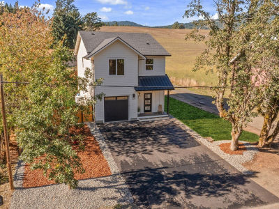 219 Main St White Salmon, WA 98672