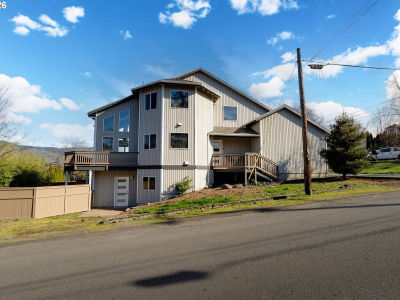 1222 Lincoln St Hood River, OR 97031