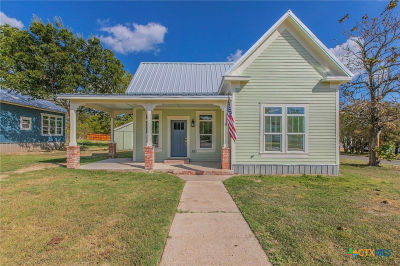 413 S Lutterloh Ave Gatesville, TX 76528