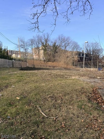 97 Clinton Ave Newark, NJ 07102