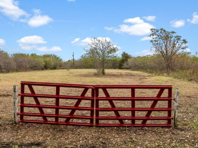 870 Wagoner Rd Waco, TX 76705