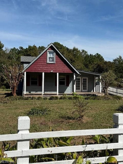 9571 Rowes Point Rd Hayes, VA 23072