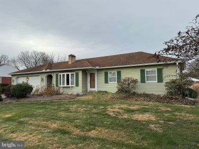 320 Crestline Dr Willow Street, PA 17584