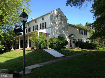 526 Egypt Rd Phoenixville, PA 19460