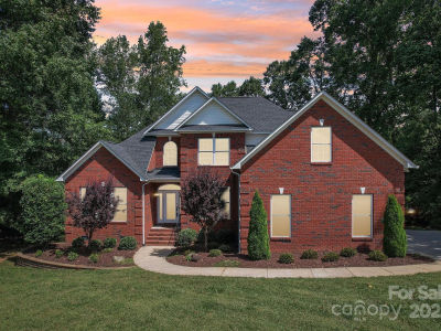 3040 Patrick Place Cir Clover, SC 29710