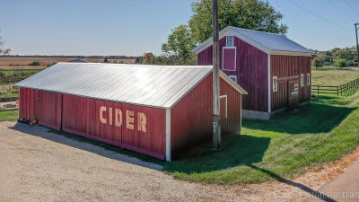 2S227 Green Rd Elburn, IL 60119