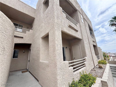 2160 Highpointe Dr APT 102 Laughlin, NV 89029
