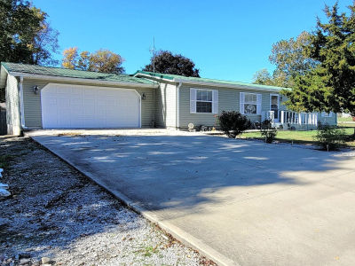 579 Love Ct Cloverdale, IN 46120