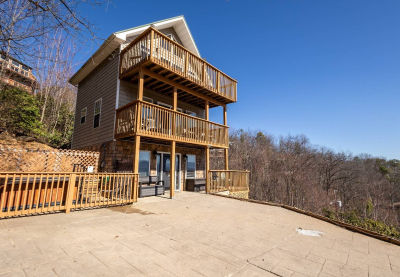 2123 Tamins Dr N Gatlinburg, TN 37738