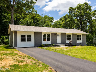 2318 Black Bear Rd Knoxville, TN 37923