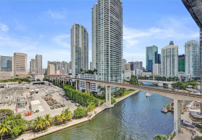 690 SW 1st Ct APT 1213 Miami, FL 33130