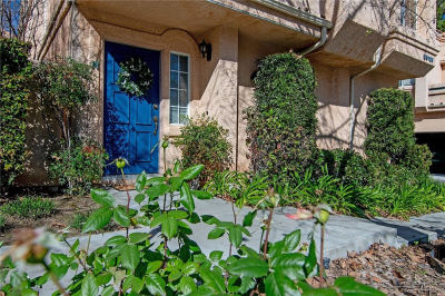 25126 Steinbeck Ave Unit H Newhall, CA 91381