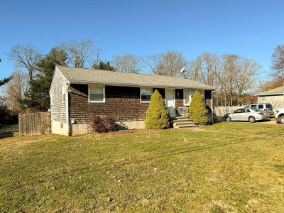 19 Flint Corn Rd Portsmouth, RI 02871