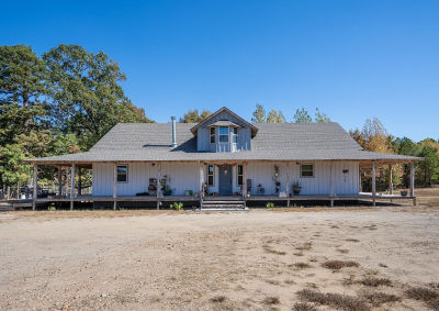 6083 Highway 71 S Cove, AR 71937