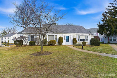 412 Oxford Ln #C Monroe Township, NJ 08831