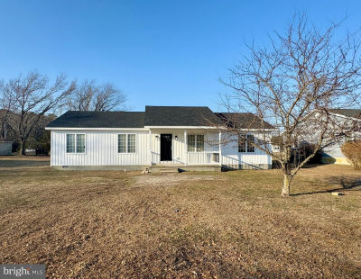 208 Oak St Ellendale, DE 19941