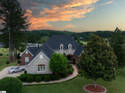 28 Laurelcrest Ln Travelers Rest, SC 29690