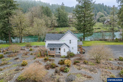 40759 McDowell Creek Dr Lebanon, OR 97355