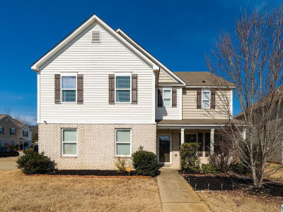 4695 Brookshire Ln Bessemer, AL 35022