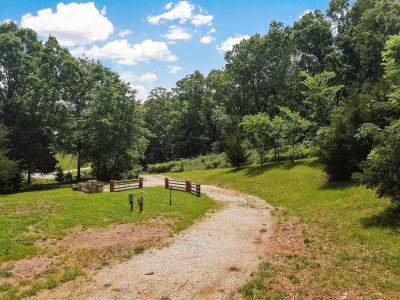 9935 W Farm Road 4 Walnut Grove, MO 65770