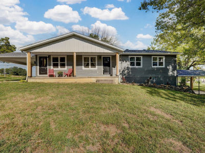 304 Summit St Cabool, MO 65689