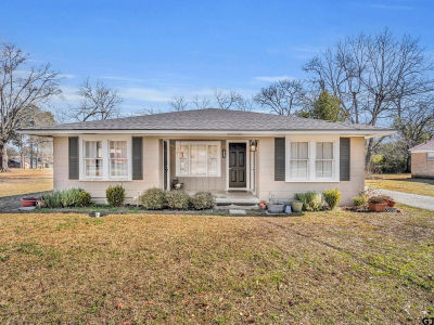 209 Bounds St Carthage, TX 75633