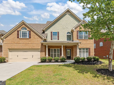 345 McKenzie Grace Ln Grayson, GA 30017