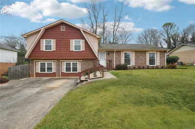 1315 Sanden Ferry Dr Decatur, GA 30033