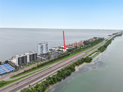 7300 Sunshine Skyway Ln S APT 202 Saint Petersburg, FL 33711