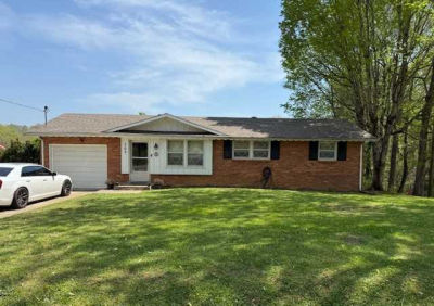 305 Lakeshore Drive, McMinnville, TN, USA