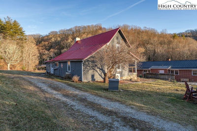 40 Painter Rd Banner Elk, NC 28604