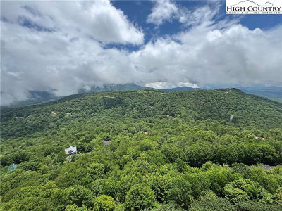 303 Sugar Top Dr #9-3928 Banner Elk, NC 28604