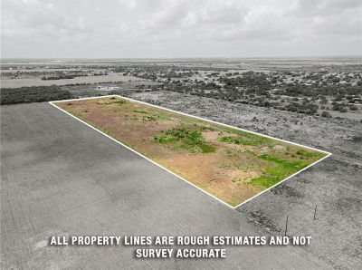 7906 Carol Ln Sinton, TX 78387