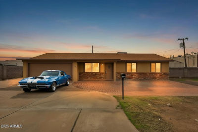 2125 E Sweetwater Ave Phoenix, AZ 85022